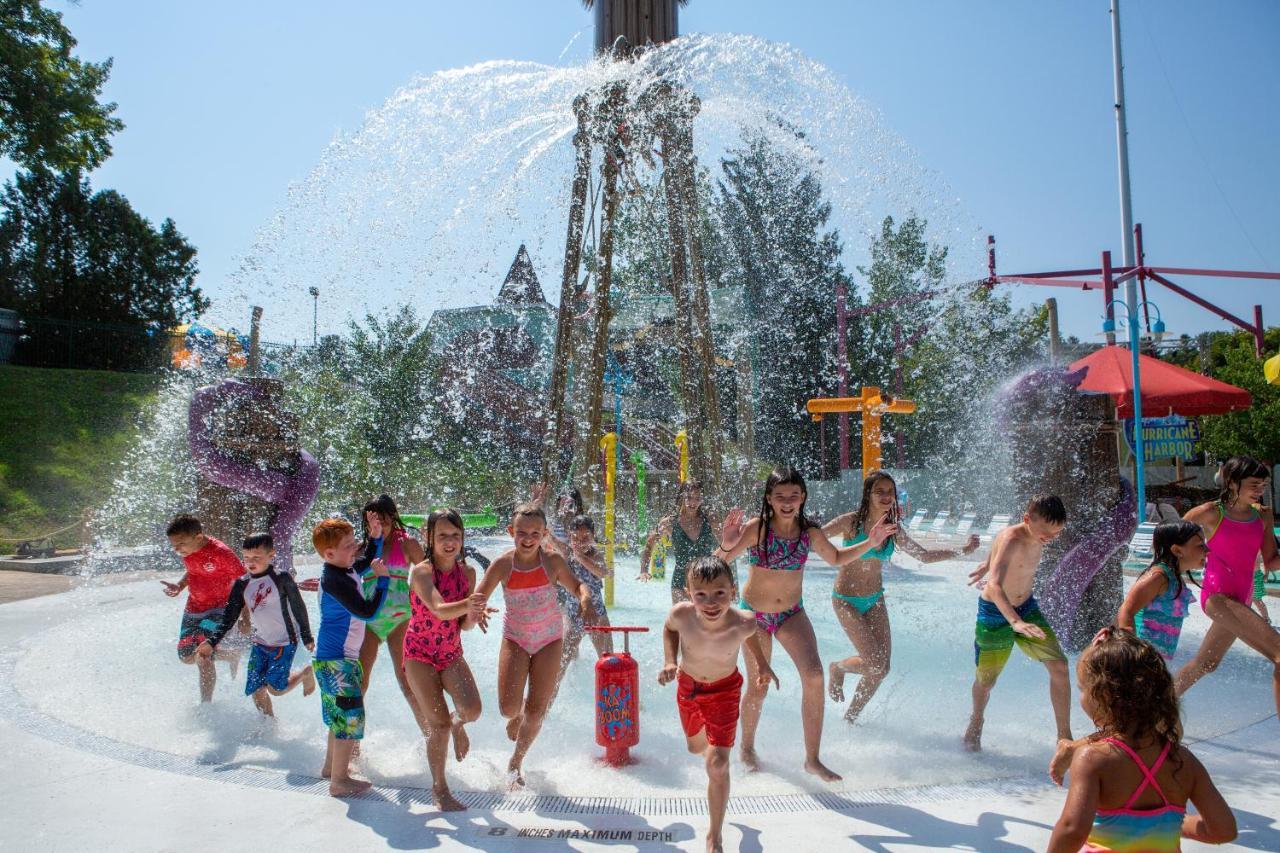 Six Flags Great Escape Lodge&Indoor Waterpark Queensbury Exterior foto