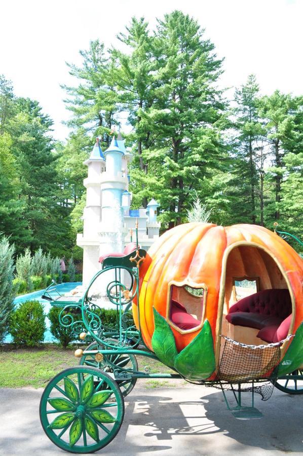 Six Flags Great Escape Lodge&Indoor Waterpark Queensbury Exterior foto